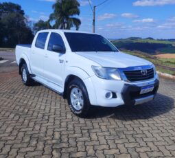 TOYOTA HILUX CD4X2 SR