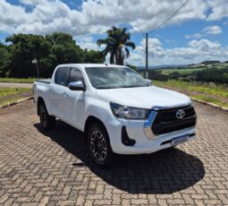 I/TOYOTA HILUX CD SRV